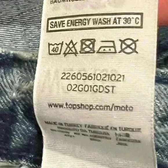 Topshop Hayden Distressed Blue Jeans. Size 25”, 100% cotton. - Picture 8 of 10